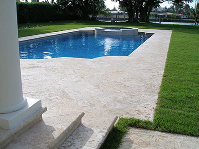 Travertine Pool Deck Contractor South, How To Lay Travertine Tiles Around A Pool